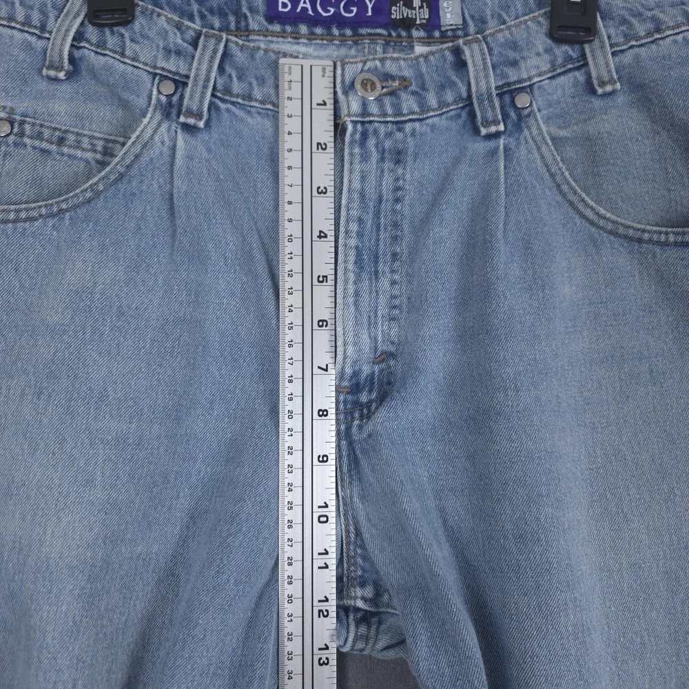 Vintage Levis SilverTab Baggy Jeans Mens 34x30 (Fits 32x30) Pleated Denim USA